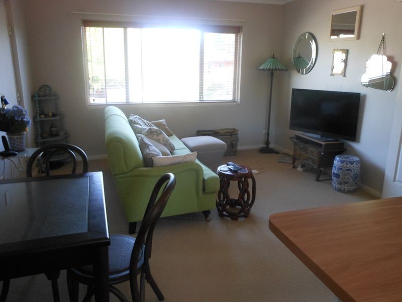 12/5 Carroll Street, Hughes ACT 2605