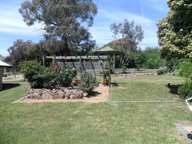 82 Eggleston Crescent, Chifley ACT 2606