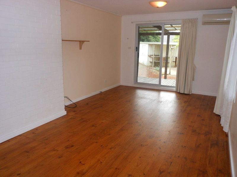 111 Eggleston Crescent, Chifley ACT 2606