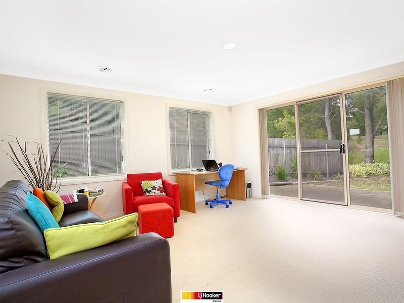 43 Maclagen Street, Isaacs ACT 2607