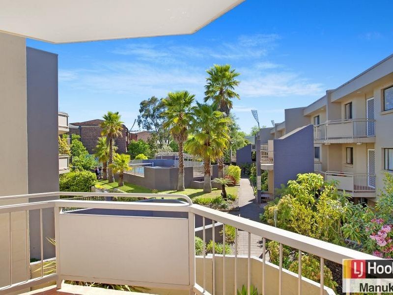 205/10 Currie Crescent, Griffith ACT 2603