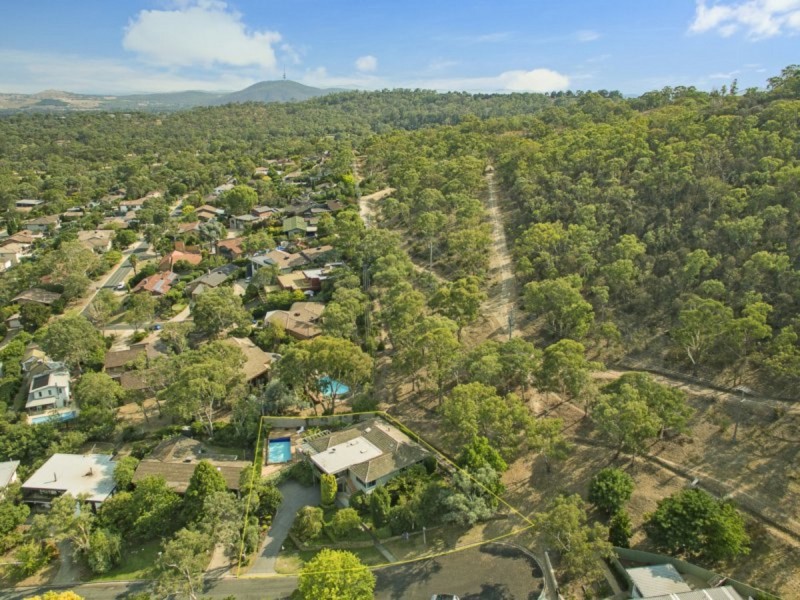 9 Bonwick Place, Garran ACT 2605