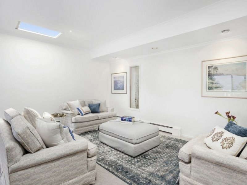 9 Bonwick Place, Garran ACT 2605