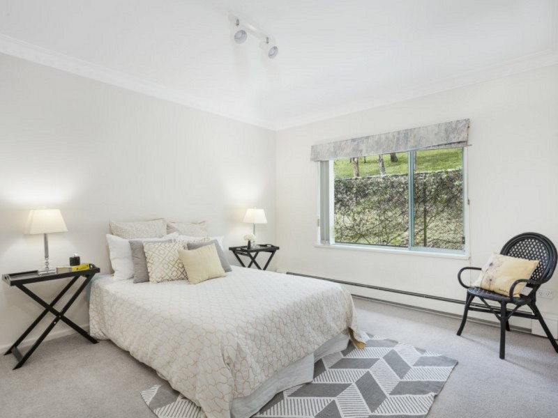 9 Bonwick Place, Garran ACT 2605