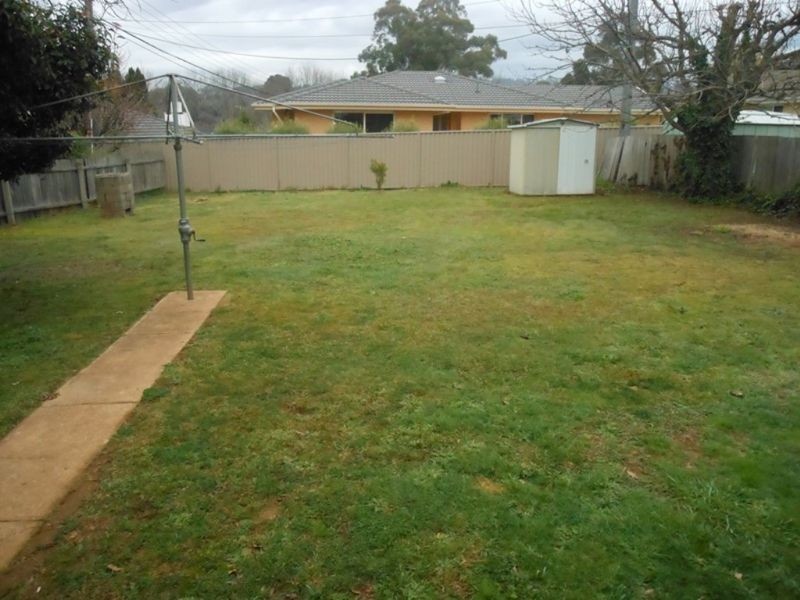 4 Dawson Street, Curtin ACT 2605