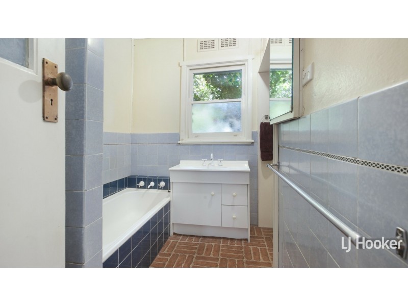 6 Wells Gardens, Griffith ACT 2603