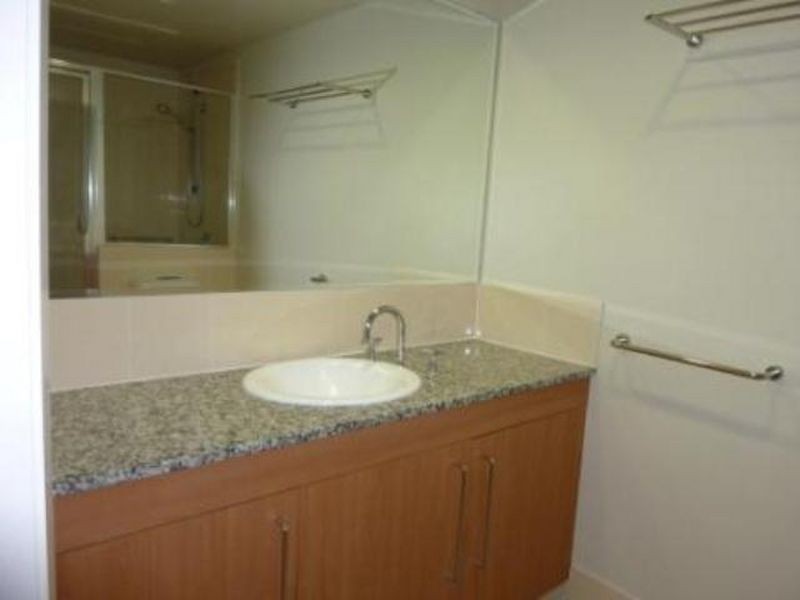 42/7 Empire Circuit, Forrest ACT 2603