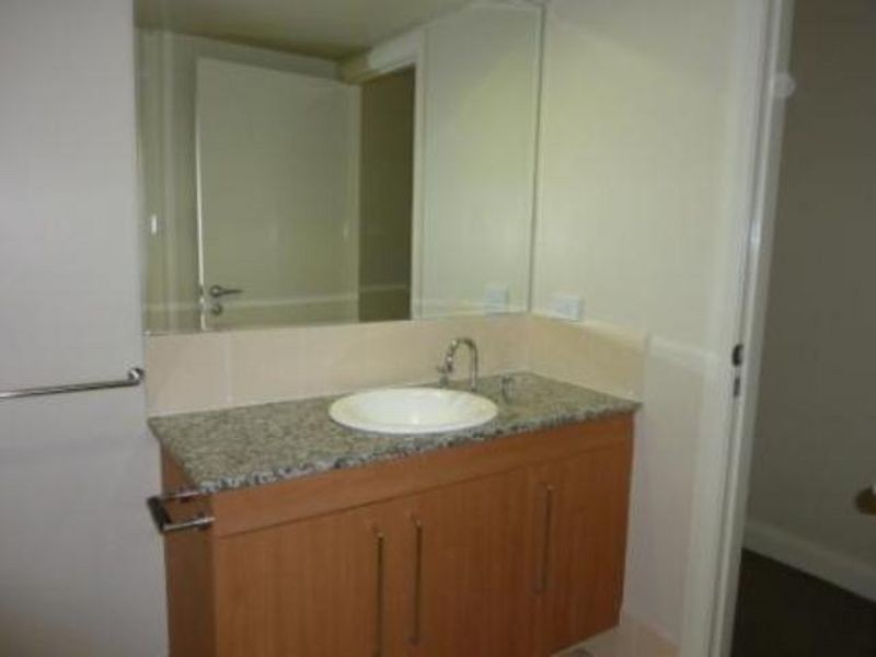 42/7 Empire Circuit, Forrest ACT 2603