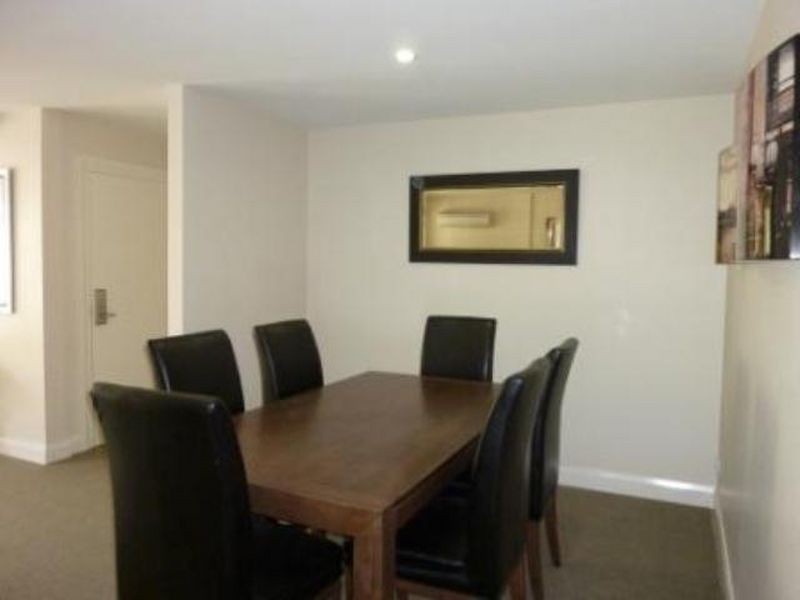 42/7 Empire Circuit, Forrest ACT 2603