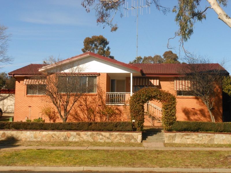 196 Tillyard Drive, Fraser ACT 2615