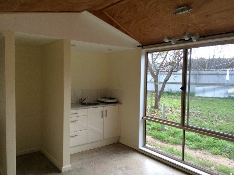 21A Cowan Street, Downer ACT 2602