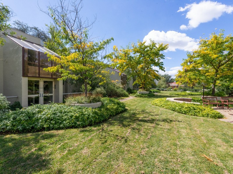 22/26 Macquarie Street, Barton ACT 2600