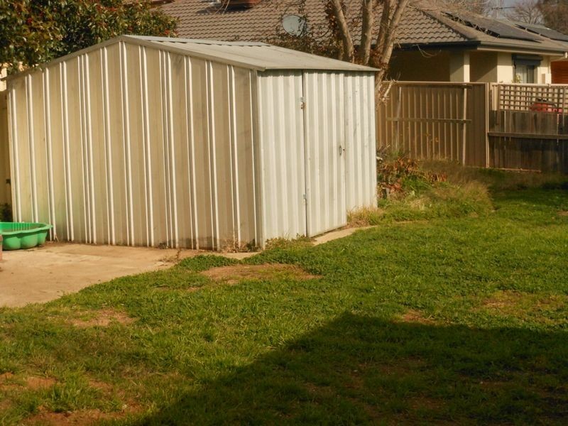 4 Strachan Place, Wanniassa ACT 2903