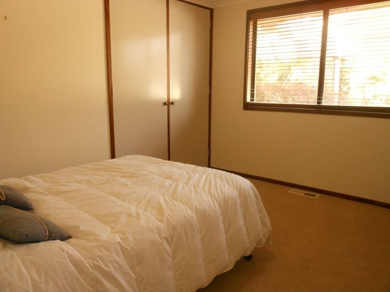 4 Strachan Place, Wanniassa ACT 2903