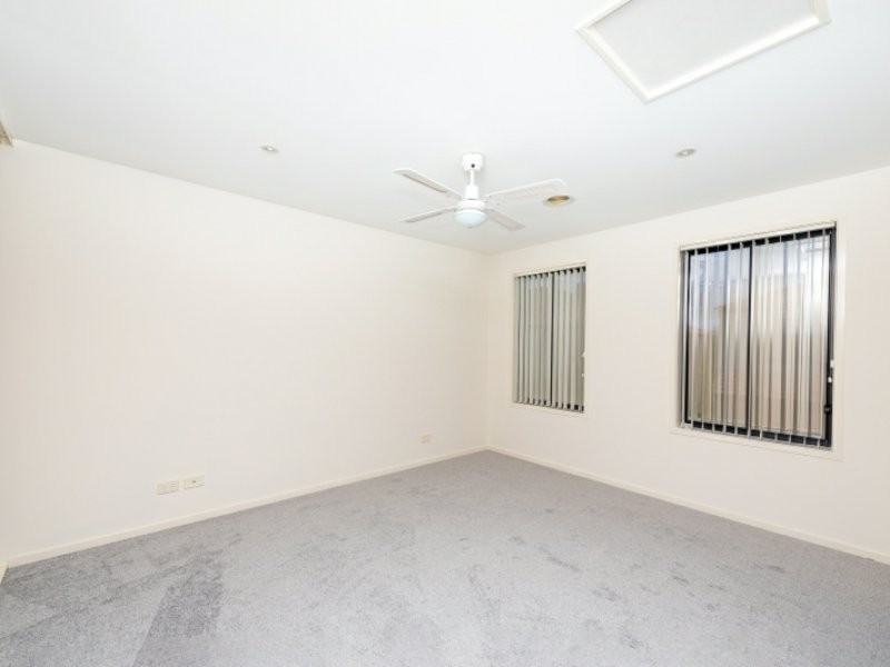 32 Winarlia Lane, Gungahlin ACT 2912
