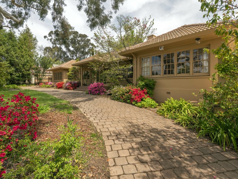 45 Tasmania Circle, Forrest ACT 2603