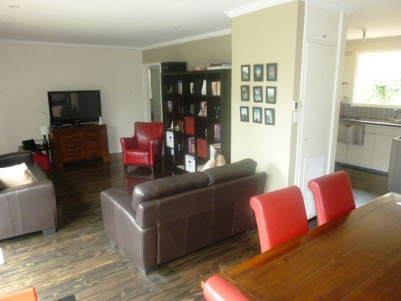 84 Caley Crescent, Narrabundah ACT 2604