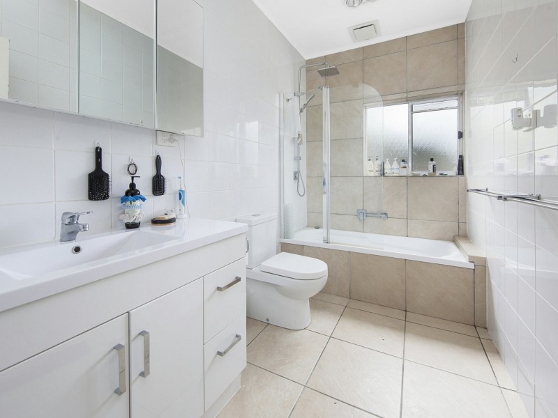 12 Marlee Place, Narrabundah ACT 2604