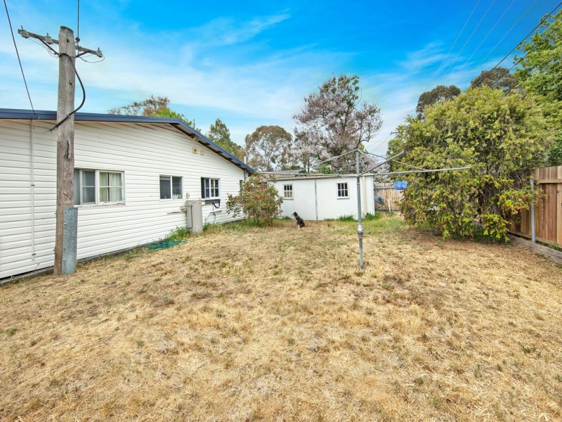 12 Marlee Place, Narrabundah ACT 2604