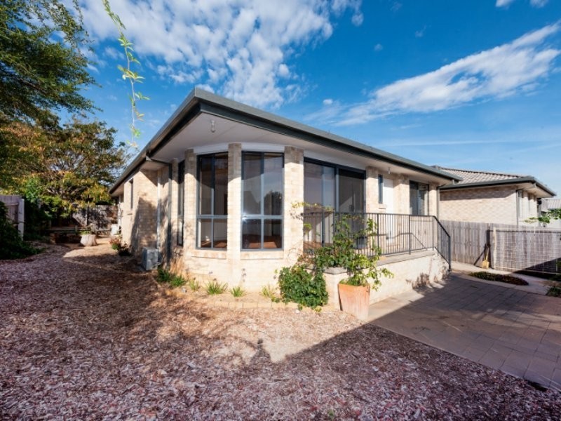 1/26-30 Hugh McKay Crescent, Dunlop ACT 2615