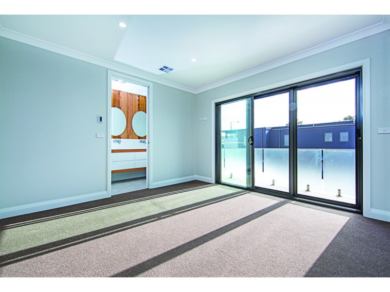 4/2 Bindel Street, Aranda ACT 2614