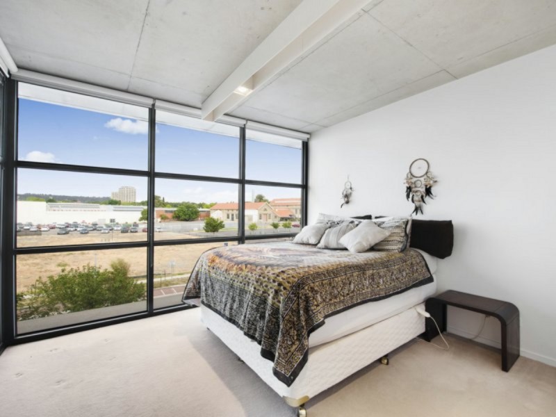 10/29 Eastlake Parade, Kingston ACT 2604