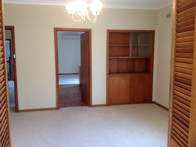 21 Fergusson Crescent, Deakin ACT 2600