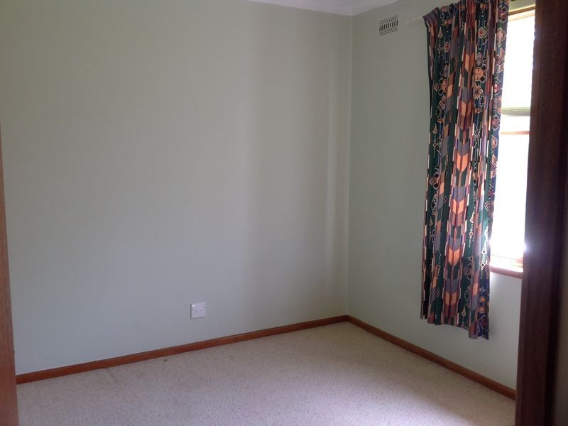 21 Fergusson Crescent, Deakin ACT 2600