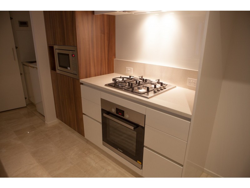 8/240 Bunda Street, City ACT 2601