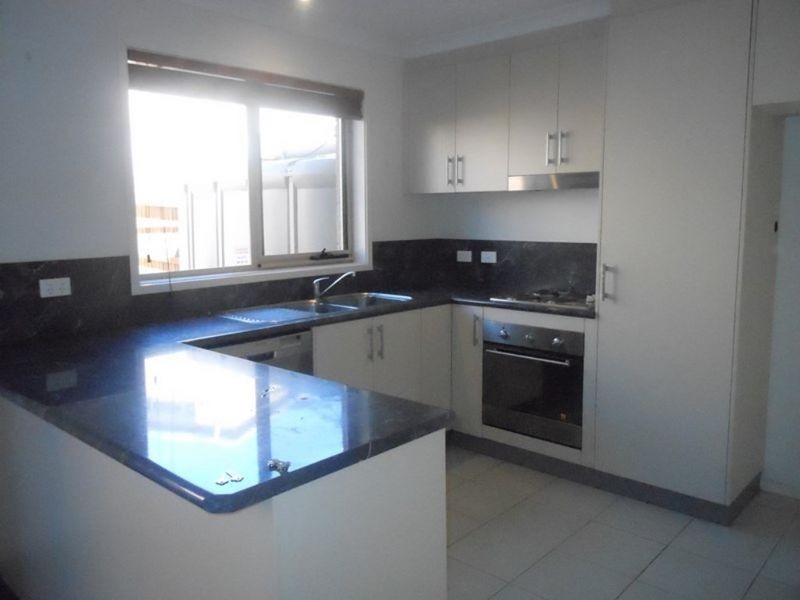 2 Toft Street, Dunlop ACT 2615