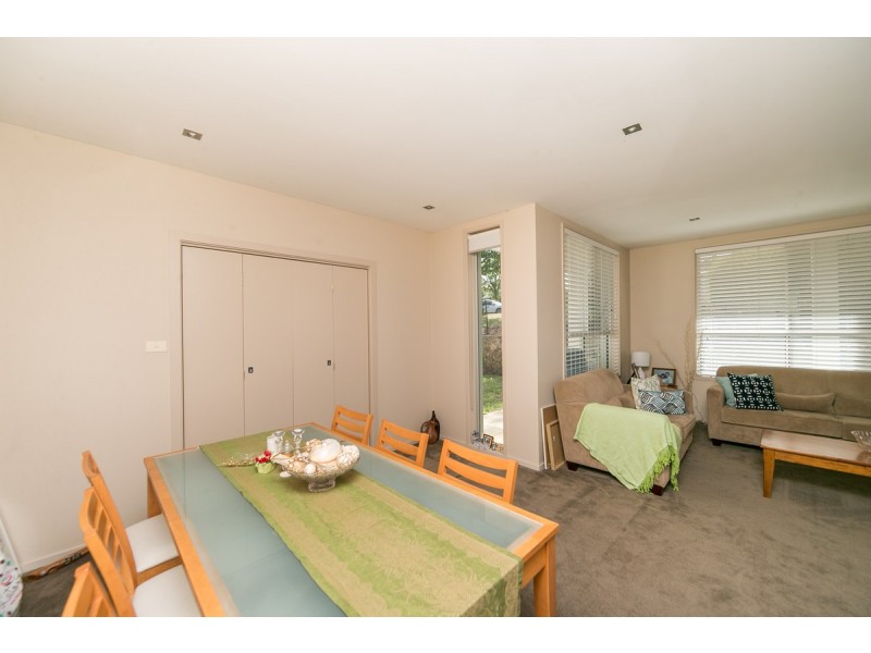 10 Fergusson Crescent, Deakin ACT 2600