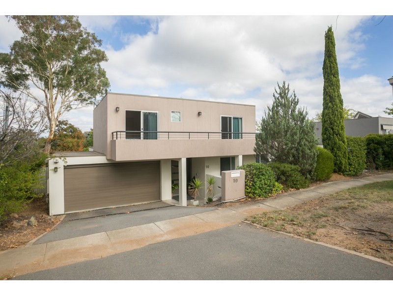 10 Fergusson Crescent, Deakin ACT 2600