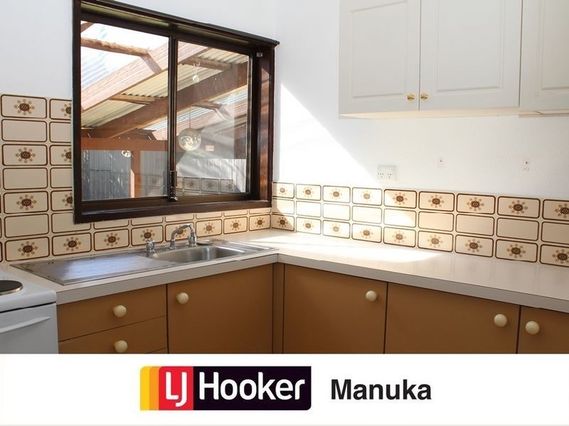 25 Tungun Street, Narrabundah ACT 2604