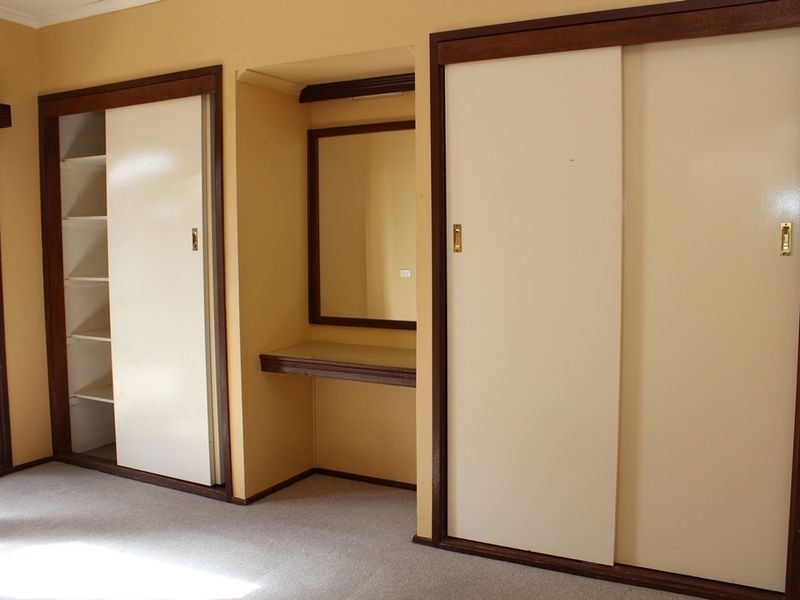 25 Tungun Street, Narrabundah ACT 2604