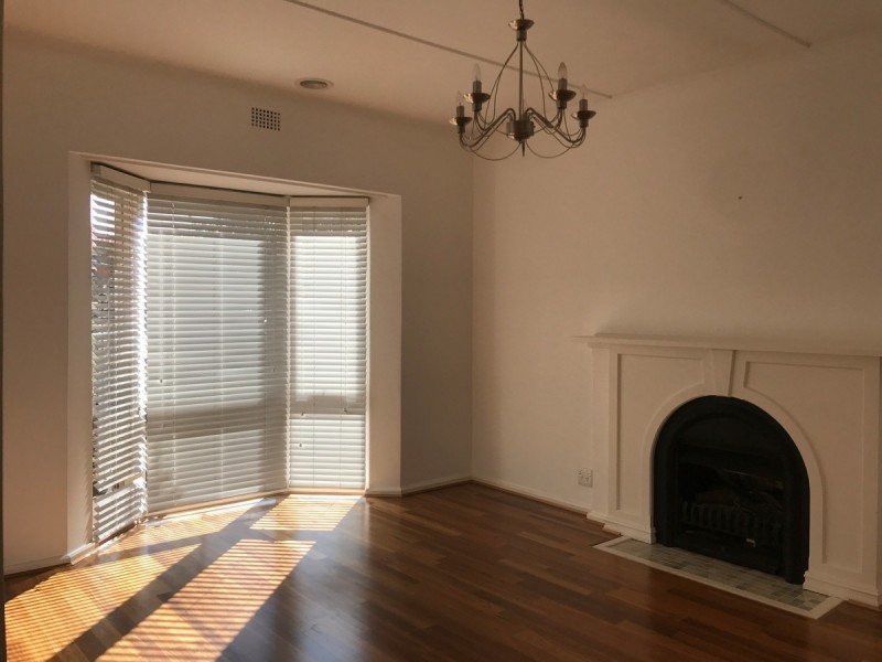 21 Throsby Street, Narrabundah ACT 2604