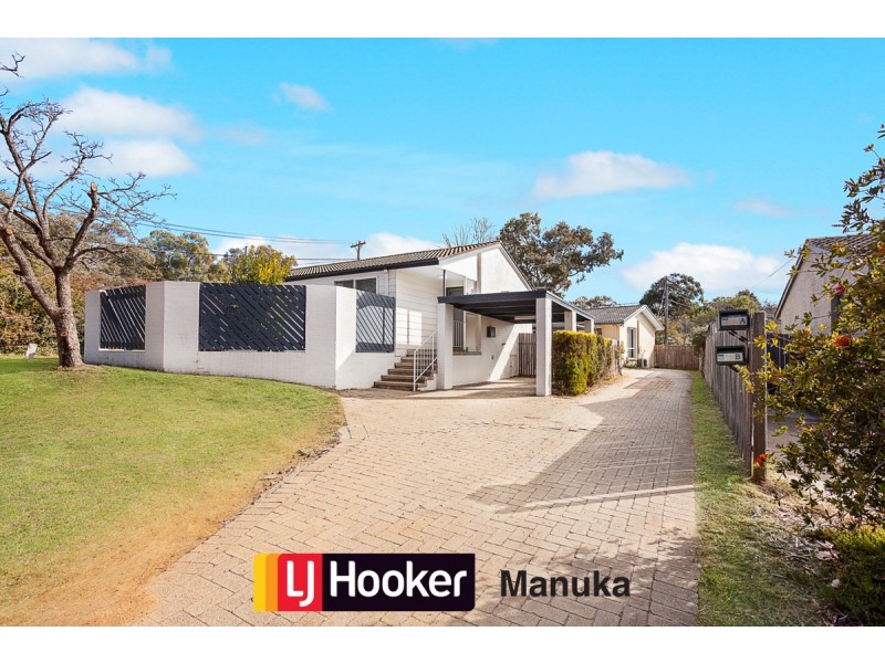12 Eggleston Crescent, Chifley ACT 2606