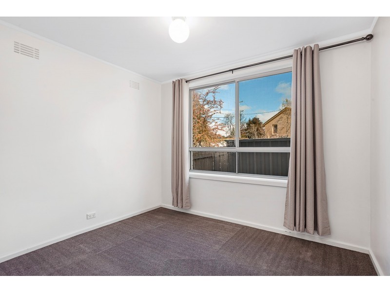 12 Eggleston Crescent, Chifley ACT 2606