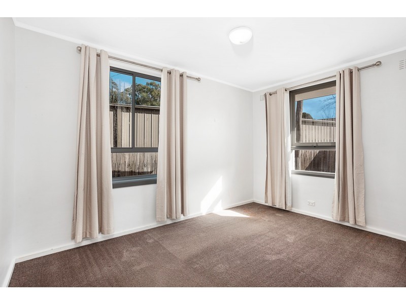 12 Eggleston Crescent, Chifley ACT 2606