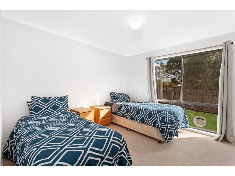 12 Eggleston Crescent, Chifley ACT 2606