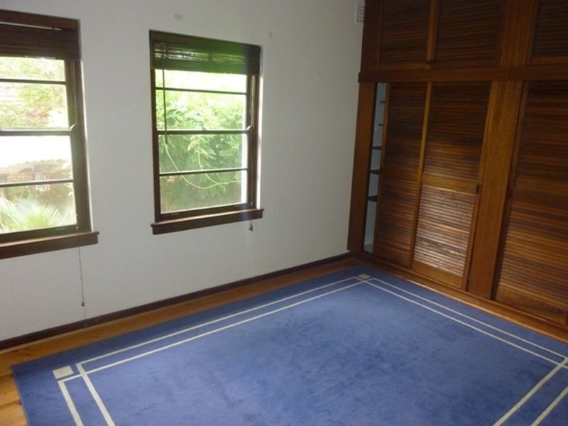 23 Hacking Crescent, Narrabundah ACT 2604