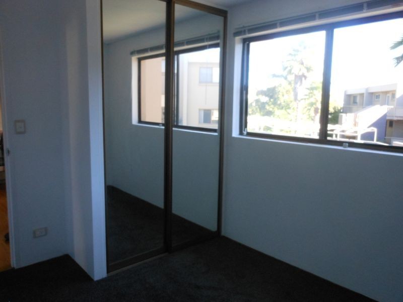 204/10 Currie Crescent, Griffith ACT 2603