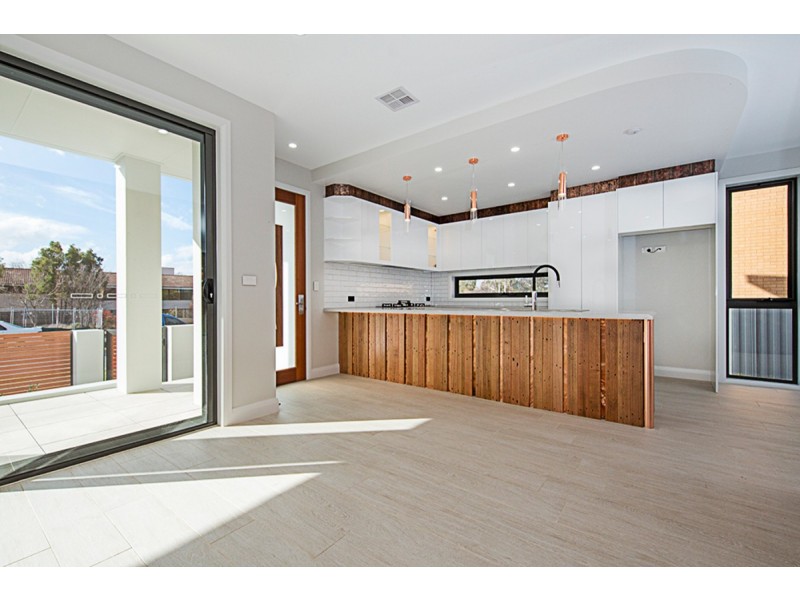 4/2 Bindel Street, Aranda ACT 2614
