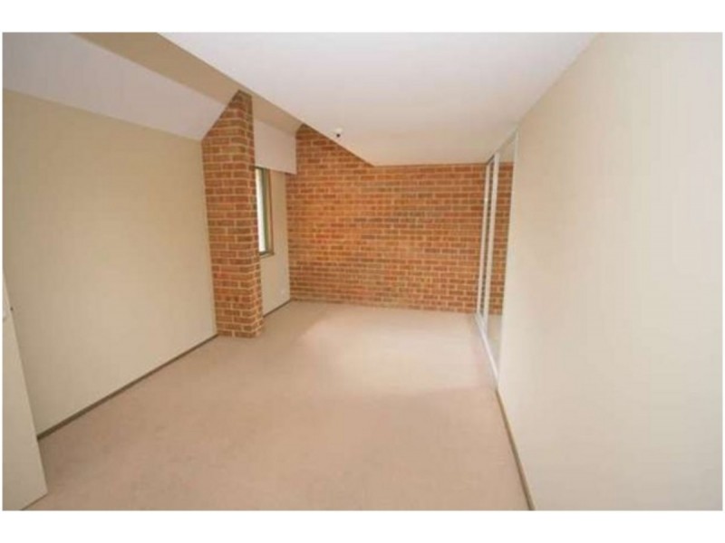 42/19 Howitt Street, Kingston ACT 2604