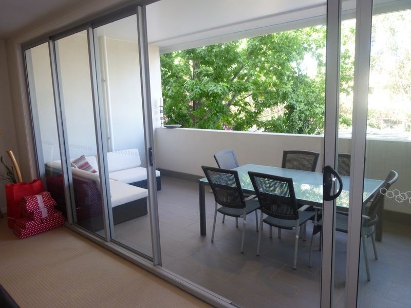 12/28 Canberra Avenue, Forrest ACT 2603
