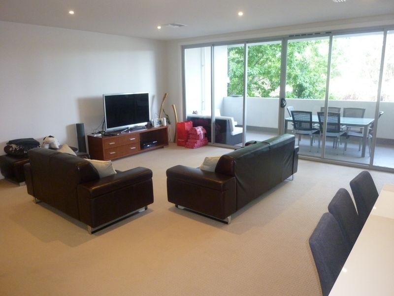 12/28 Canberra Avenue, Forrest ACT 2603