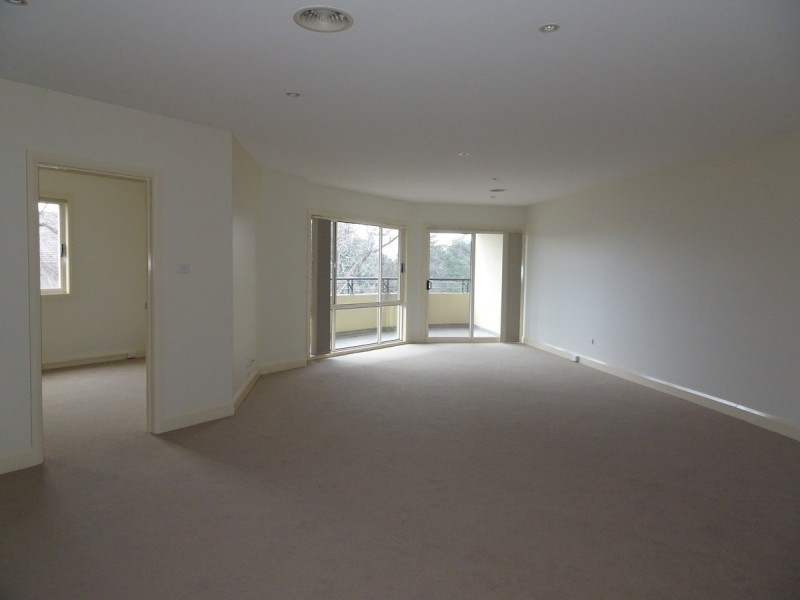 108/5 Empire Circuit, Forrest ACT 2603