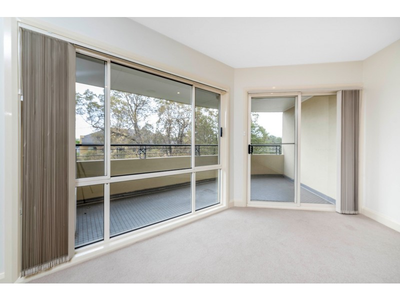 108/5 Empire Circuit, Forrest ACT 2603