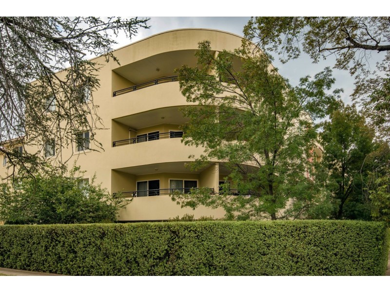 108/5 Empire Circuit, Forrest ACT 2603