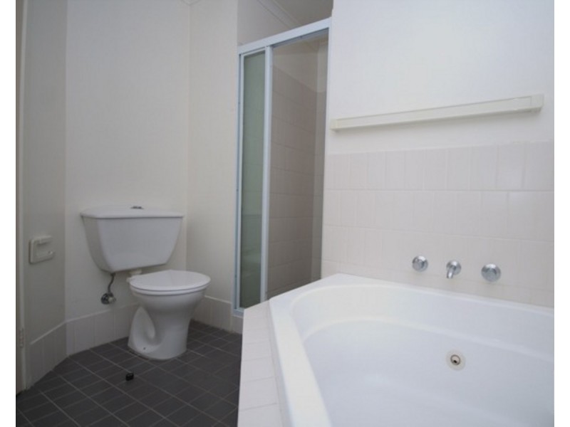 2/11 Marsden Street, Dickson ACT 2602