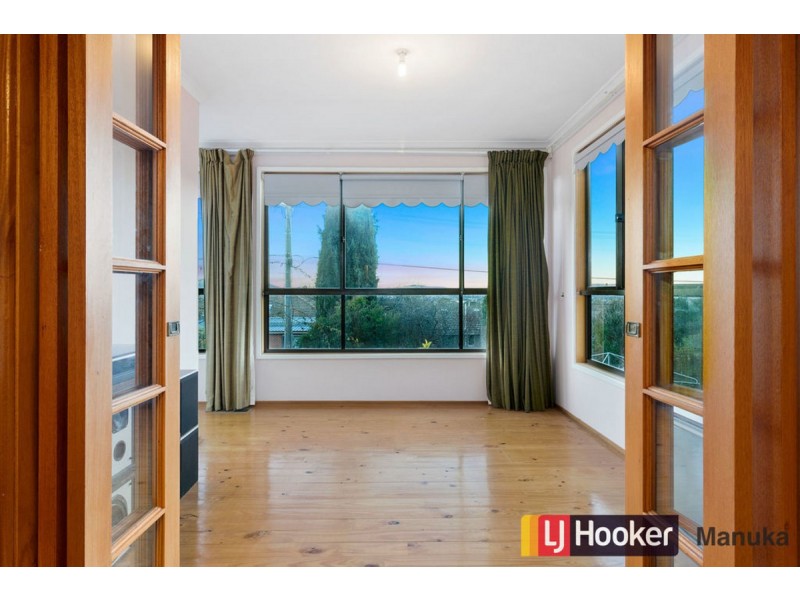 25 Hamelin Crescent, Narrabundah ACT 2604